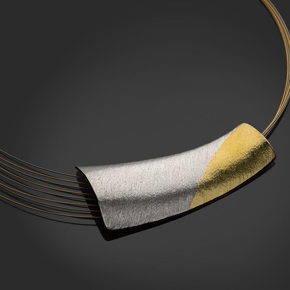 Necklace with pendant