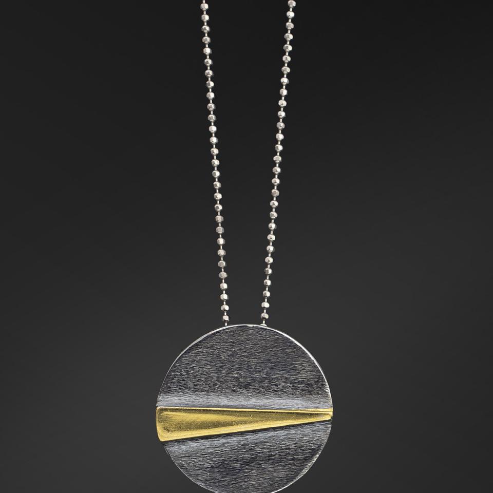 Necklace with pendant