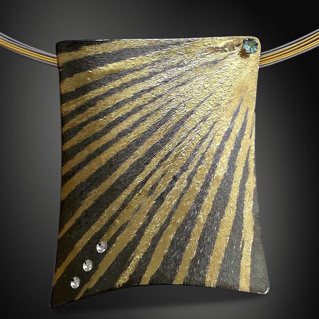 Rays necklace with pendant 2