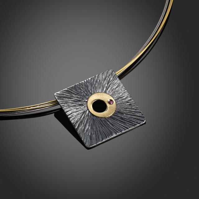 Target necklace with pendant 9