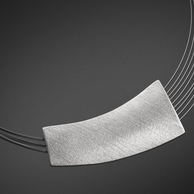 Necklace with pendant