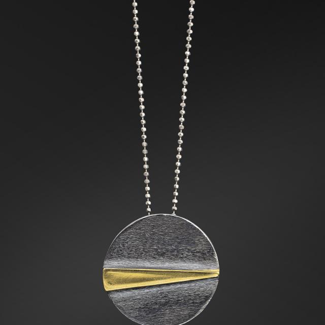 Necklace with pendant