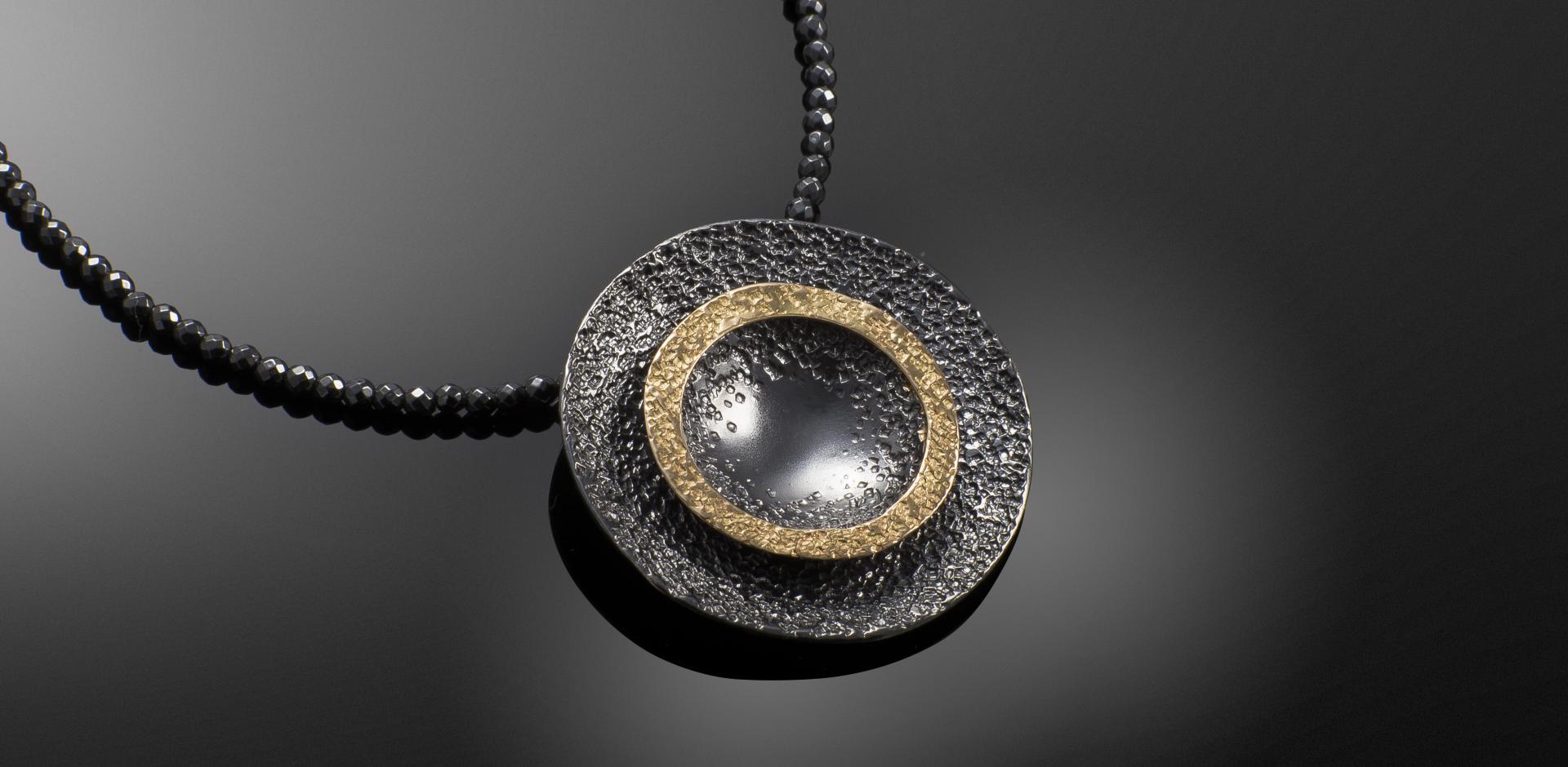 Textures necklace with pendant 21